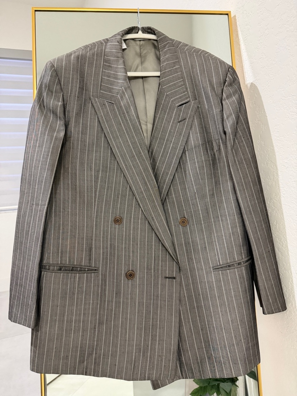 Vintage San Remo Italian Double-Breasted Gray Tailored Blazer 100% Silk-46R